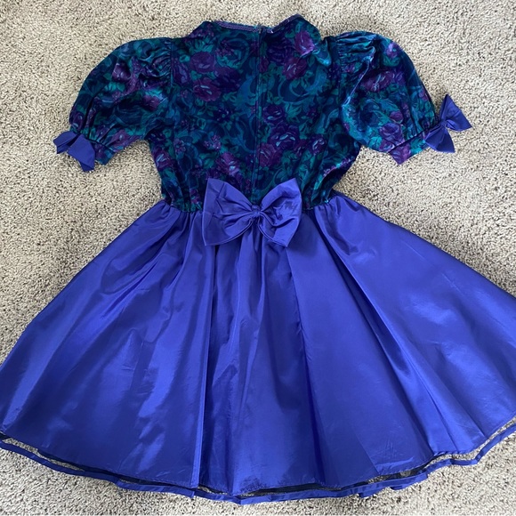 Girl’s classy Dress by Pretty as a Picture, Size 12 - Picture 12 of 14